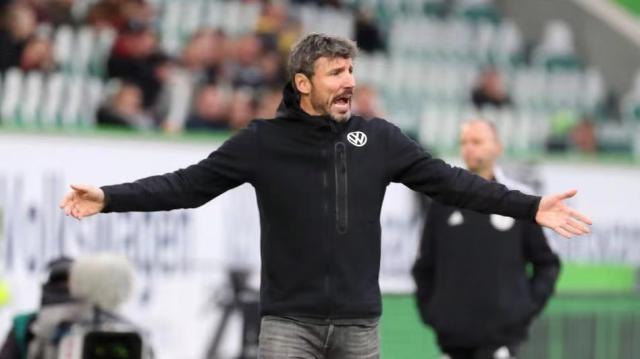 短暂登场 短暂登场