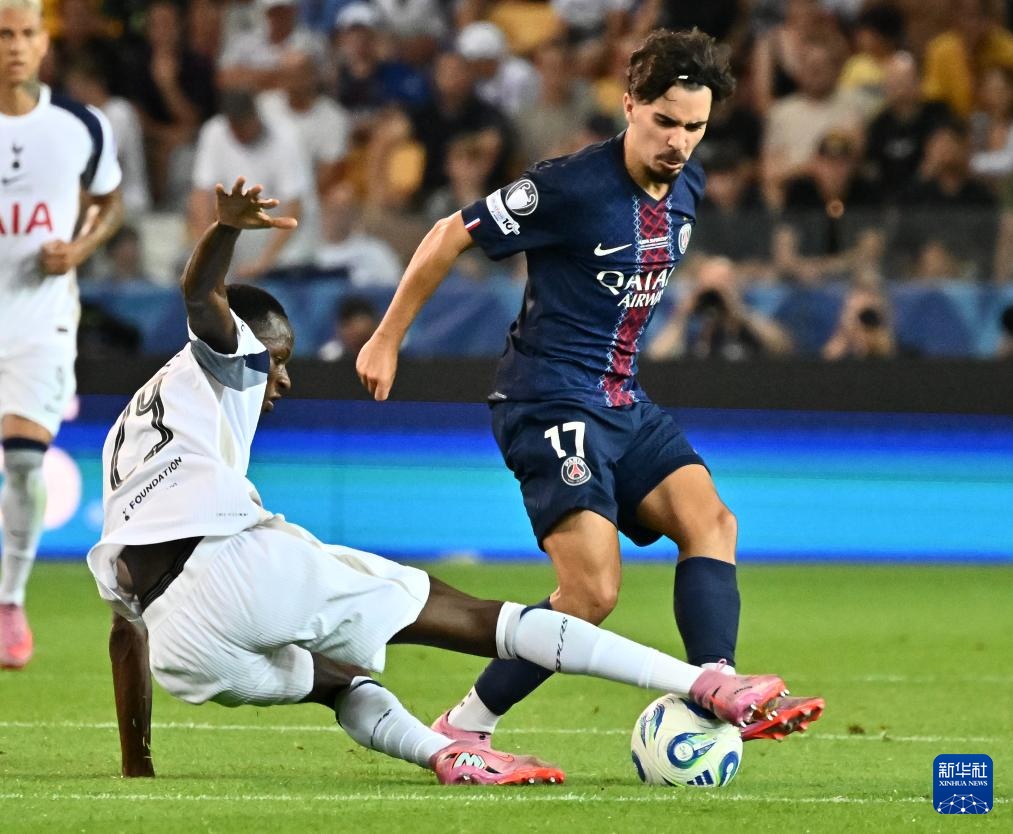 发挥着决定 发挥着决定