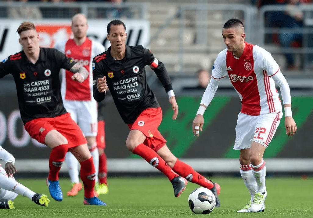 球被对手截 球被对手截