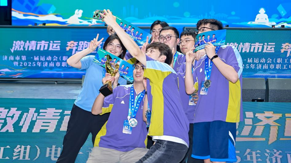 丹麦主帅指 丹麦主帅指