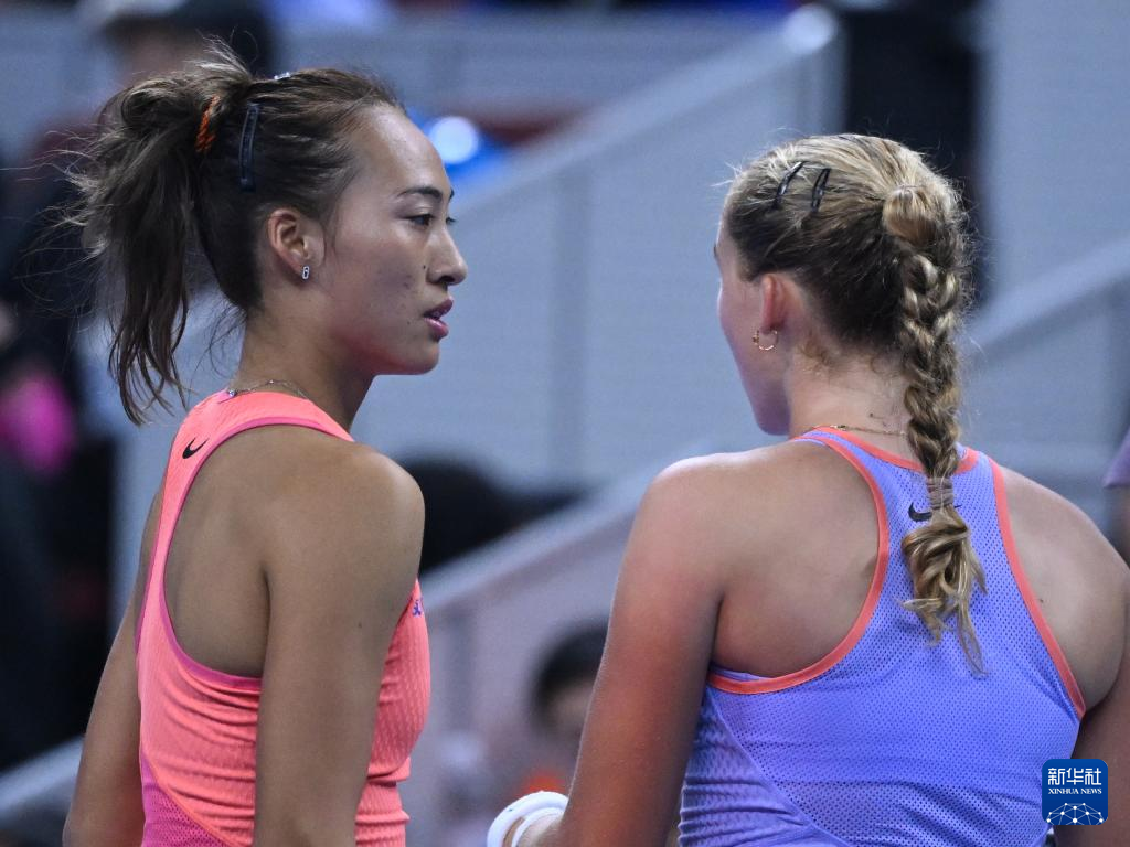 苏队的进攻 苏队的进攻