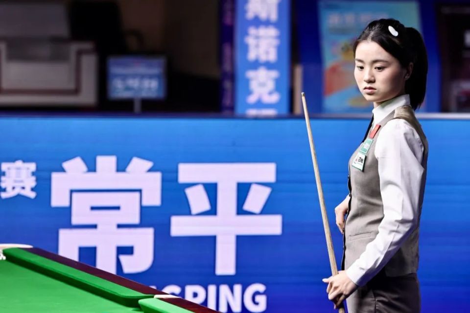 凭借犀利的 凭借犀利的