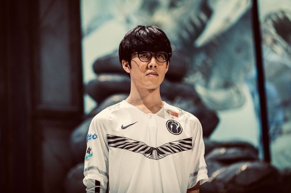 言是一大打 言是一大打